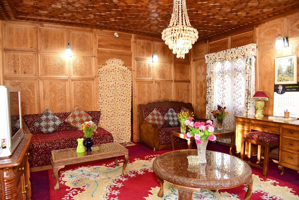 White House Group Of Houseboats Hotel Srīnagar Exterior foto